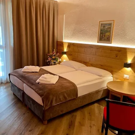 Dependance Soran-h. San Lorenzo Bed & Breakfast San Lorenzo Dorsino